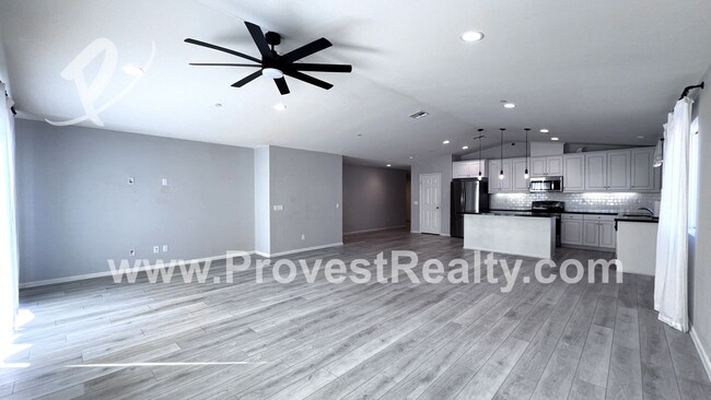 Building Photo - 4 Bed, 2 Bath Victorville Home w/Solar Inc...