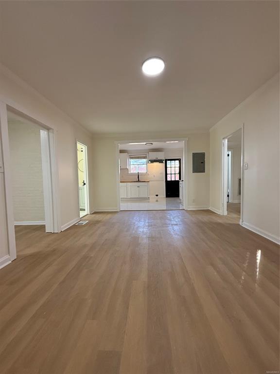 Building Photo - 15 Bradley Dr