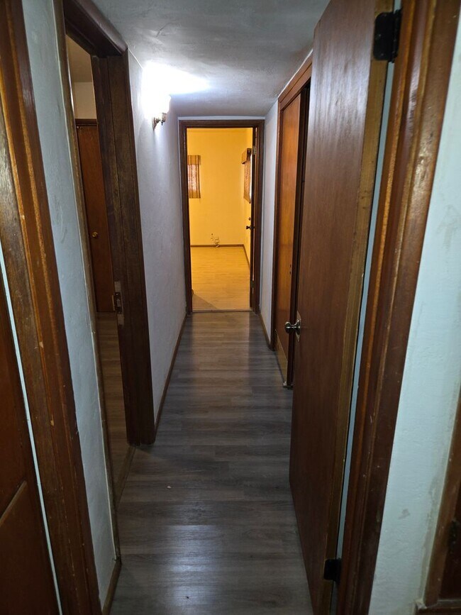 Building Photo - Single Story 3 Bedroom, 2 Bath in Phoenix