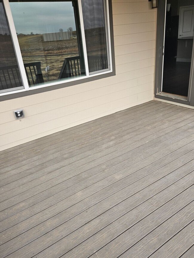 Building Photo - New  4 Bedroom Home in Johnstown