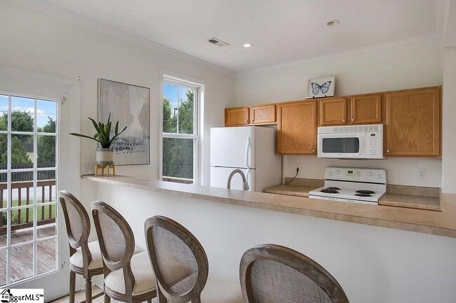 Building Photo - 12 Harvley St