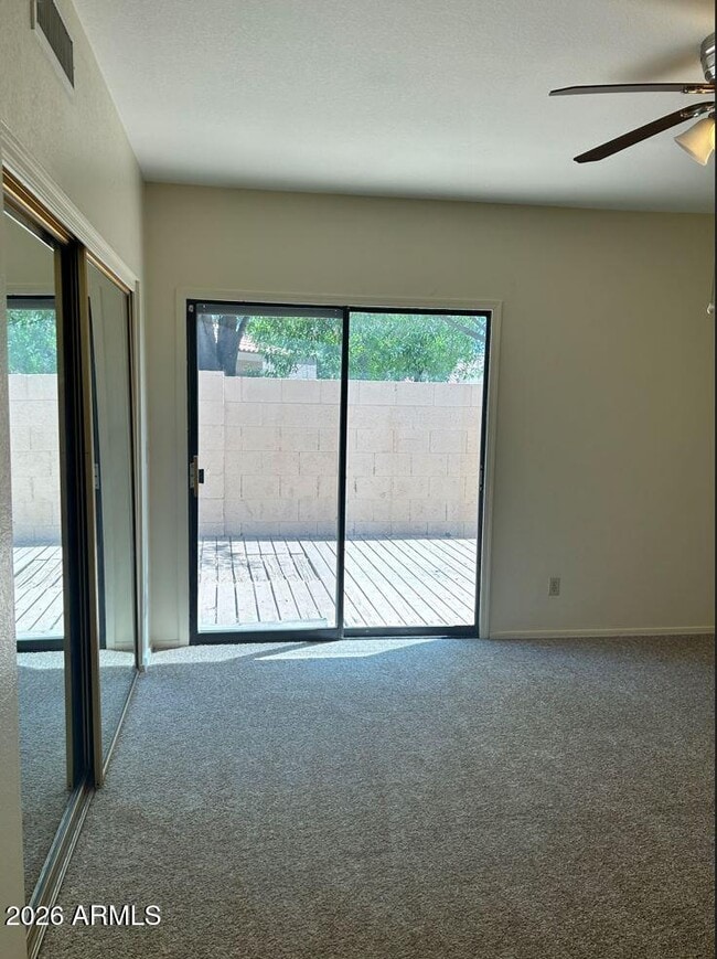Building Photo - 2363 W Comstock Dr