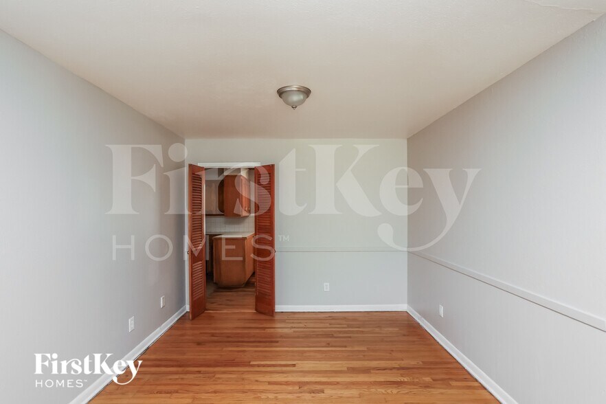 Building Photo - 3424 Chaffin Dr