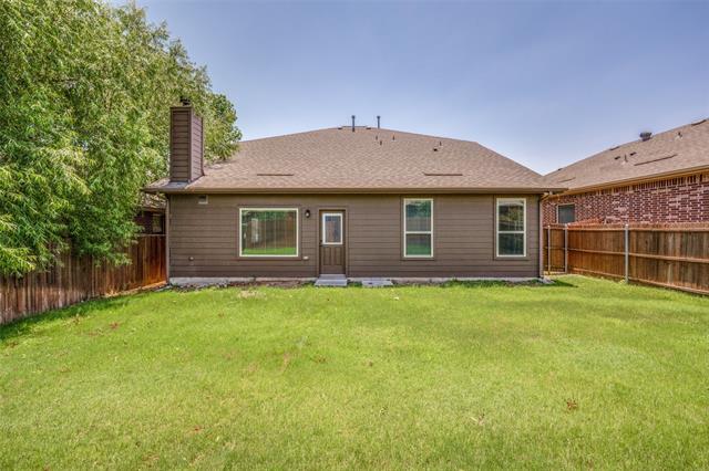Building Photo - 5901 Longmont Dr