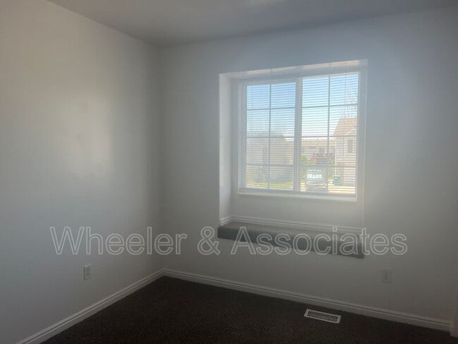 Building Photo - 5456 S 4125 W