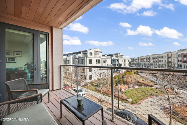 Building Photo - 601 Heck St