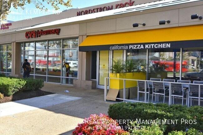 Building Photo - 3419 S Kemper Rd