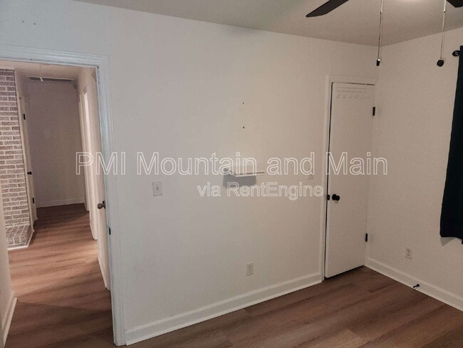 Building Photo - 33 Monte Vista Rd