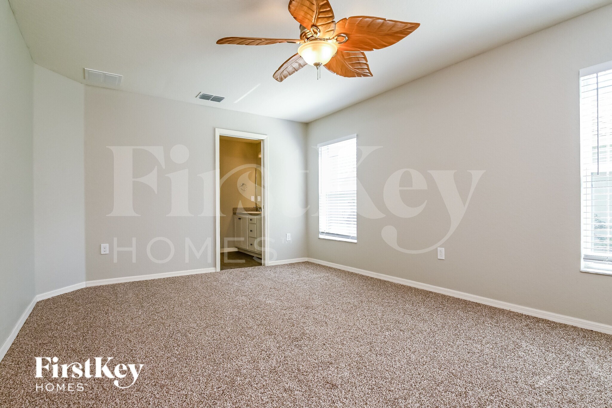 Building Photo - 901 Pearly Ridge Ln