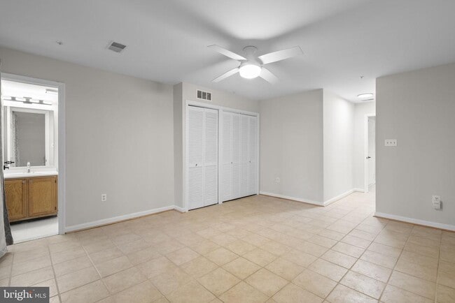 Building Photo - 18502 Clovercrest Cir