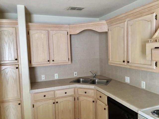 Building Photo - 25 I N St