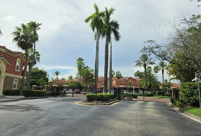 Building Photo - 4602 SW 160th Ave