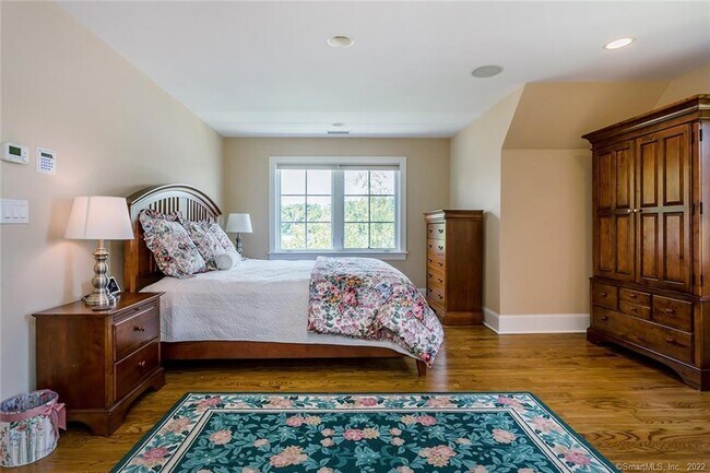 Building Photo - 164 N Lake Shore Dr