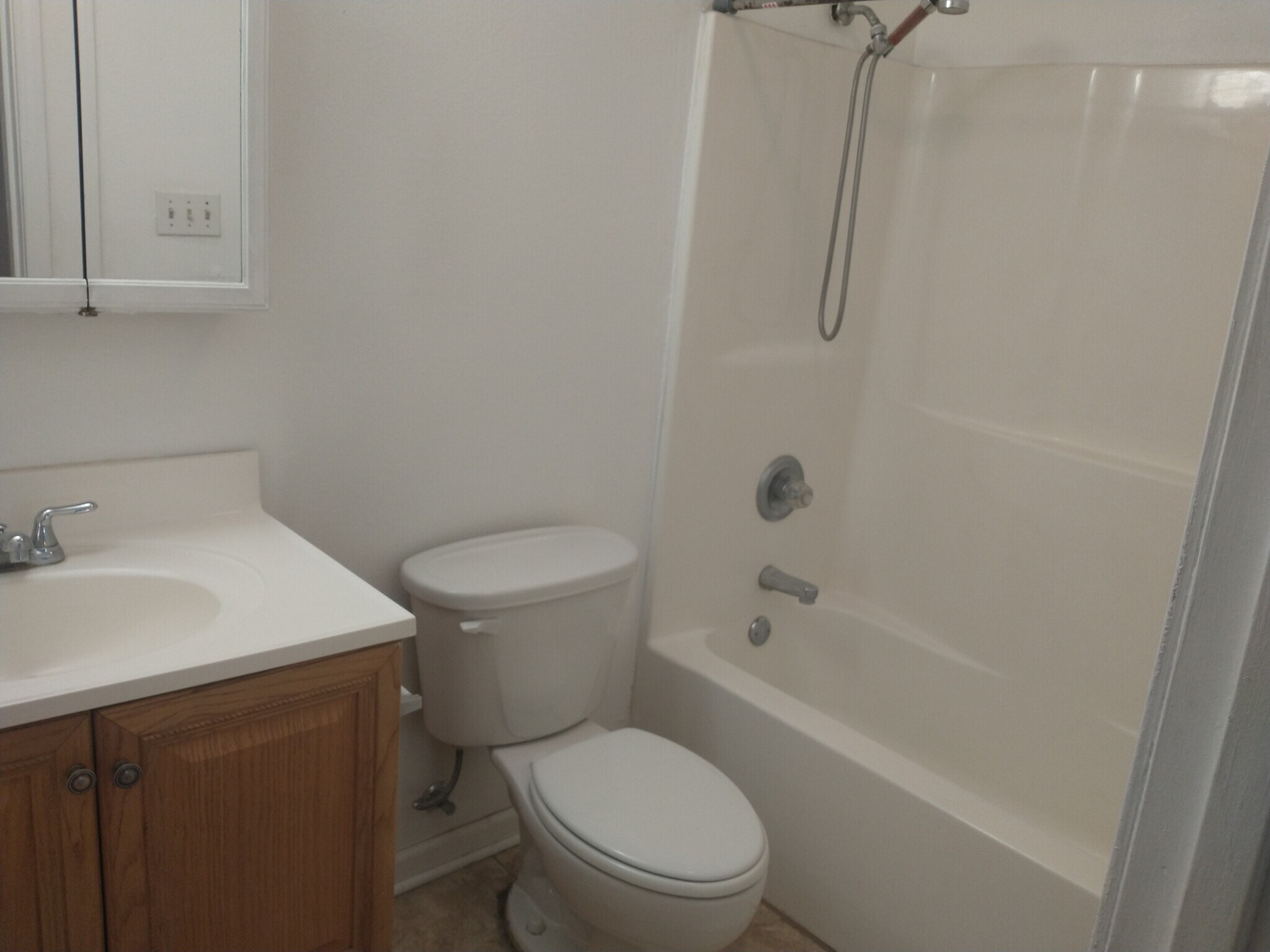 Building Photo - 8802 Morrison Rd