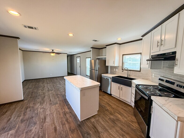 Building Photo - 134 Ponderosa Way