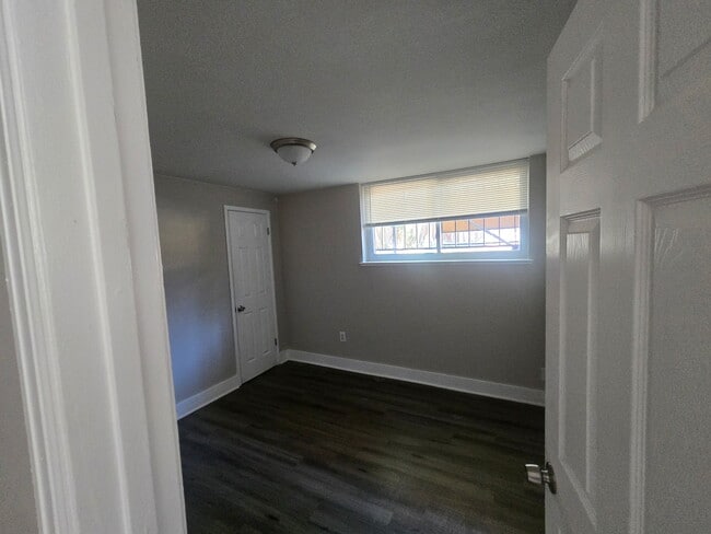 Building Photo - 1643 Beeler St