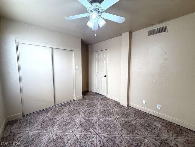 Building Photo - 4541 Fireside Ln