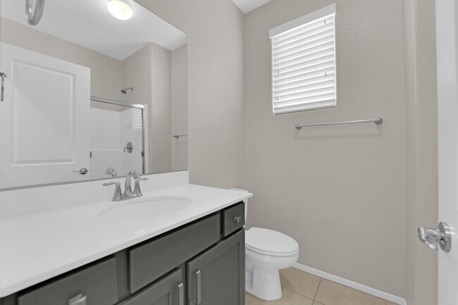 Building Photo - Beautiful House near Durango Curve