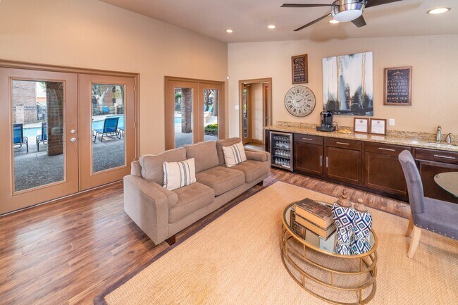 Primary Photo - 2800 Ashford Trail Dr