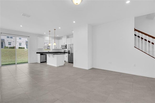 Building Photo - 1160 Lakeshore Breeze Pl