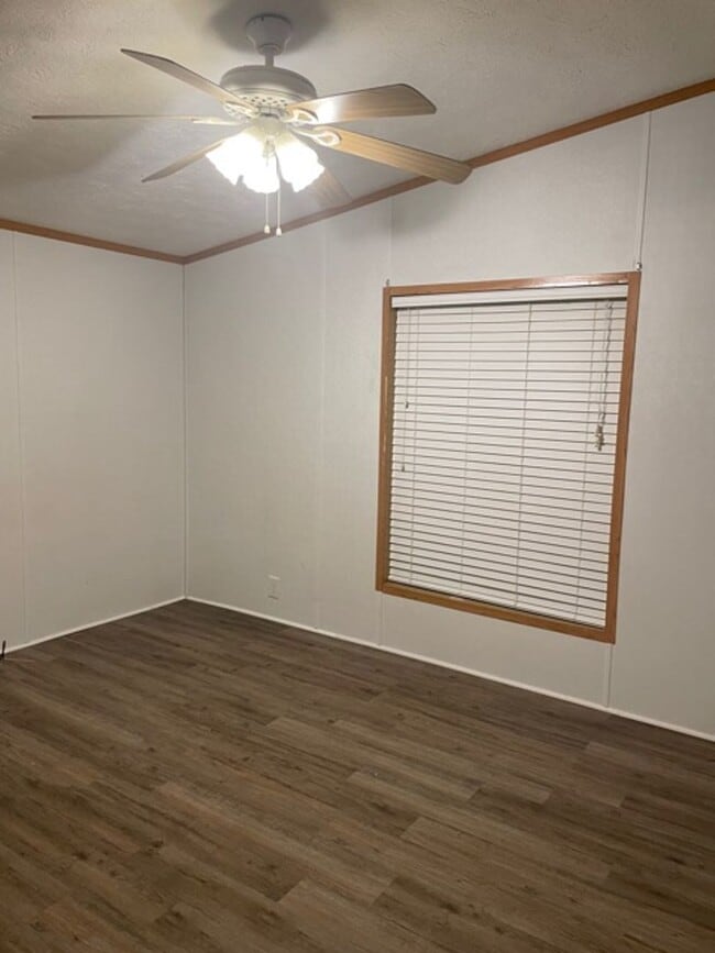 Building Photo - 1298 Crume Rd