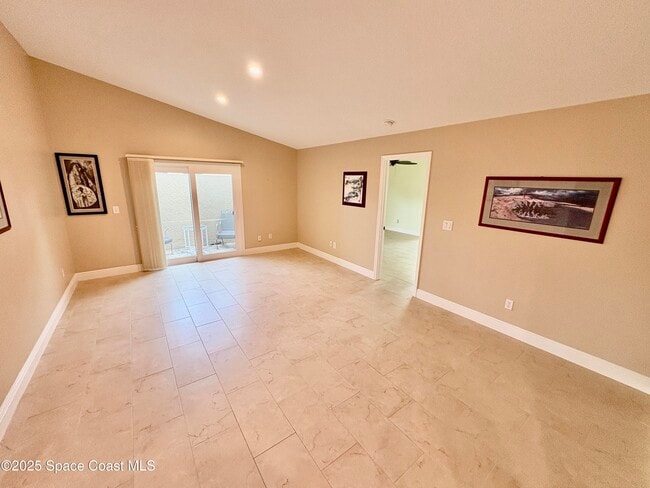 Building Photo - 349 Country Walk St