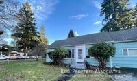 Building Photo - 1723 N 137th St