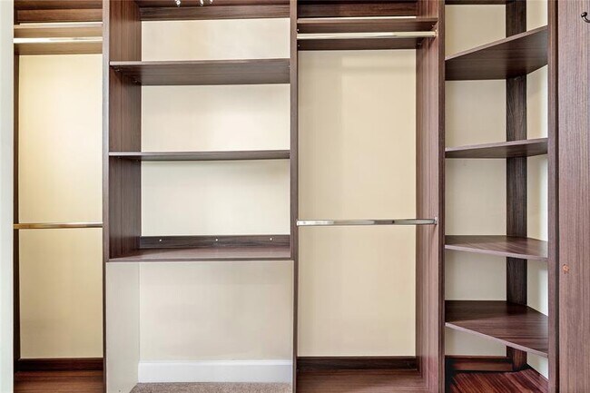 Building Photo - 15938 Rain Lilly Way