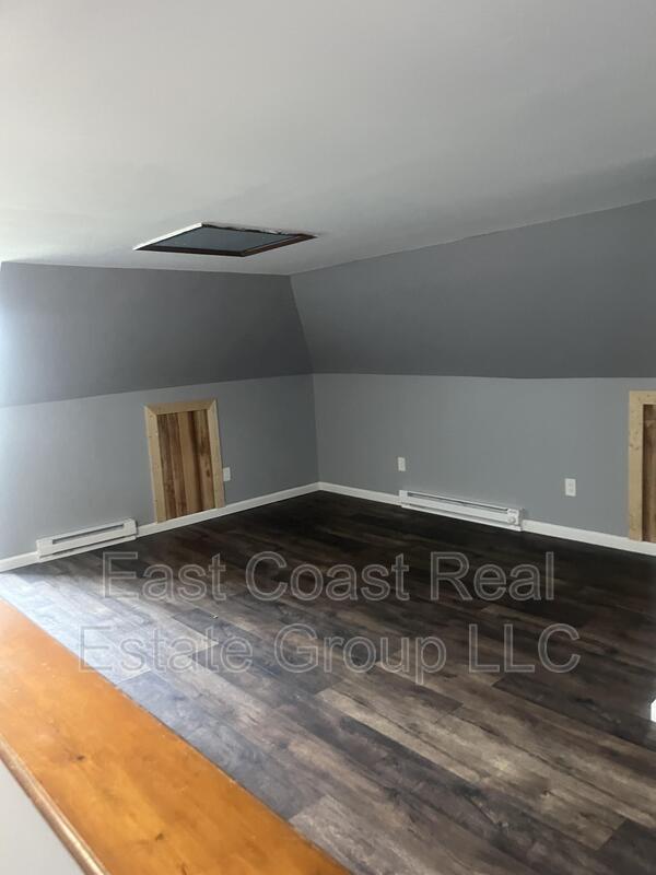 Building Photo - 418 Mitchell Ave