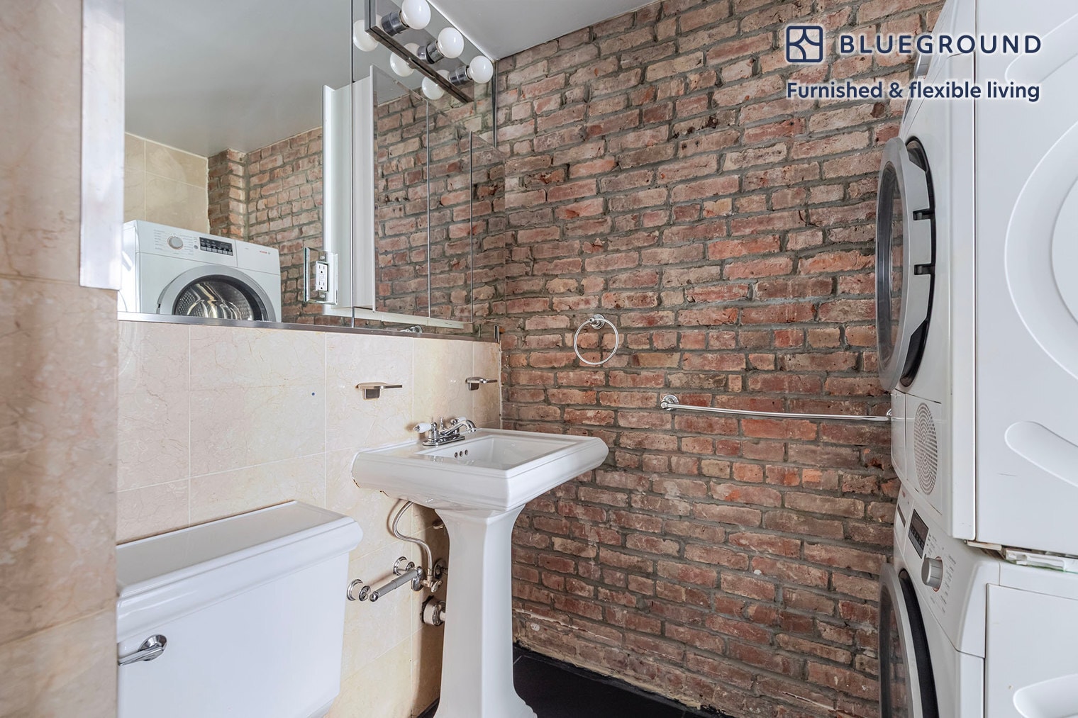 Building Photo - 110 Bedford St