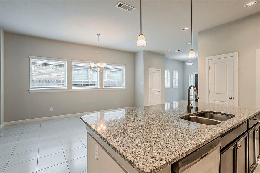 Building Photo - 446 Bayberry Landing Way