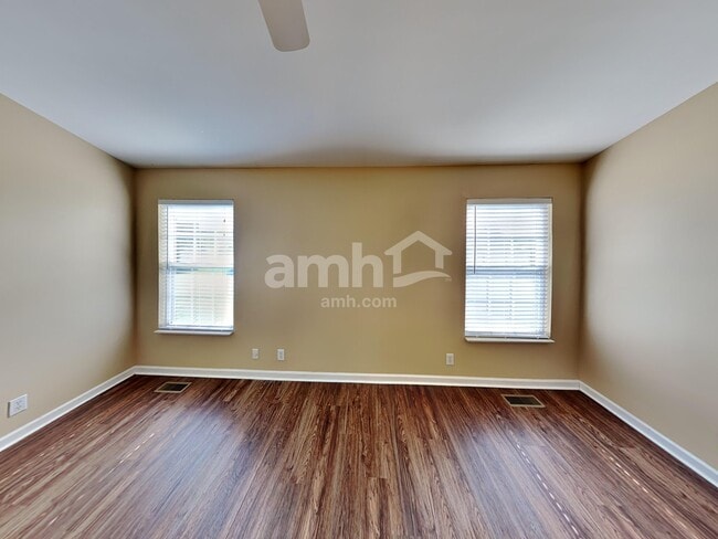 Building Photo - 104 Lance Park Cir