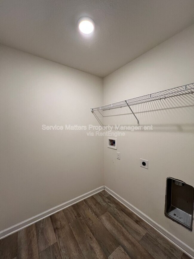 Building Photo - 6402 Churchill Cir