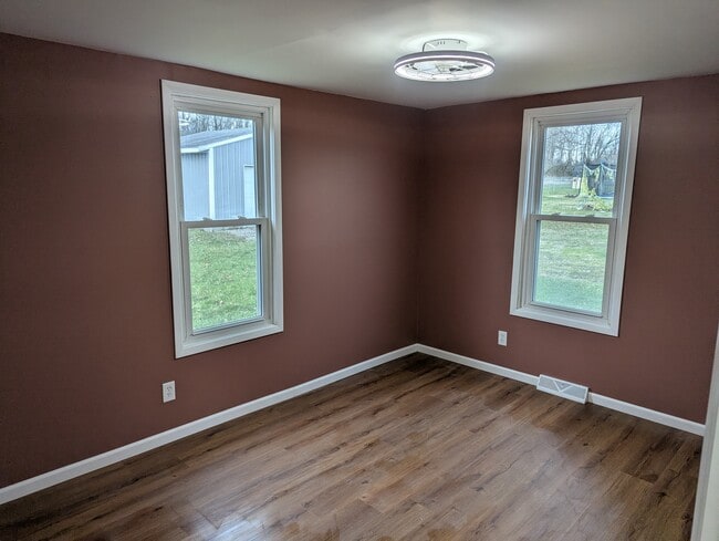 Building Photo - 1220 Jacobson Ave
