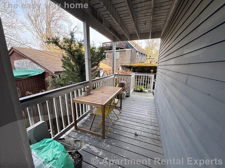 Building Photo - 9 Orrin St