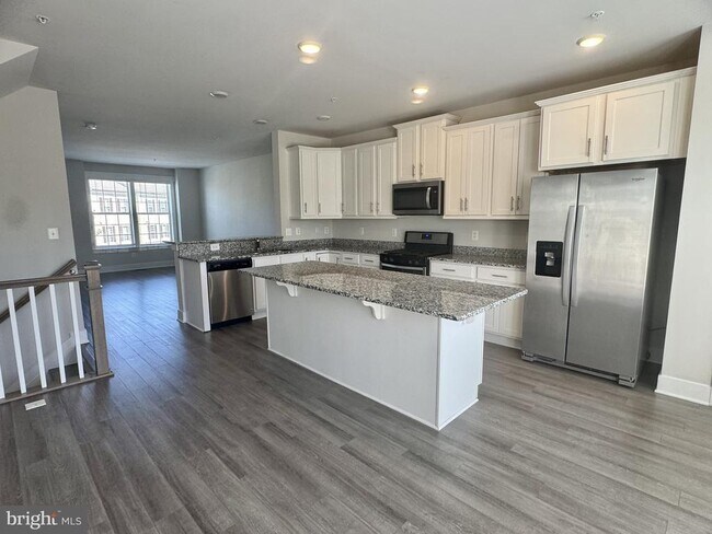 Building Photo - 2924 Osprey Way