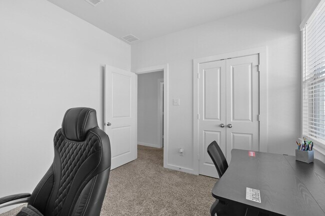 Building Photo - 17210 Pentland Hls Wy