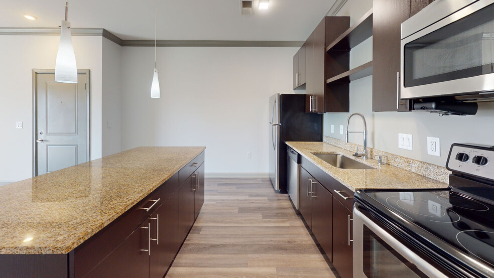Building Photo - Ventana Northlake
