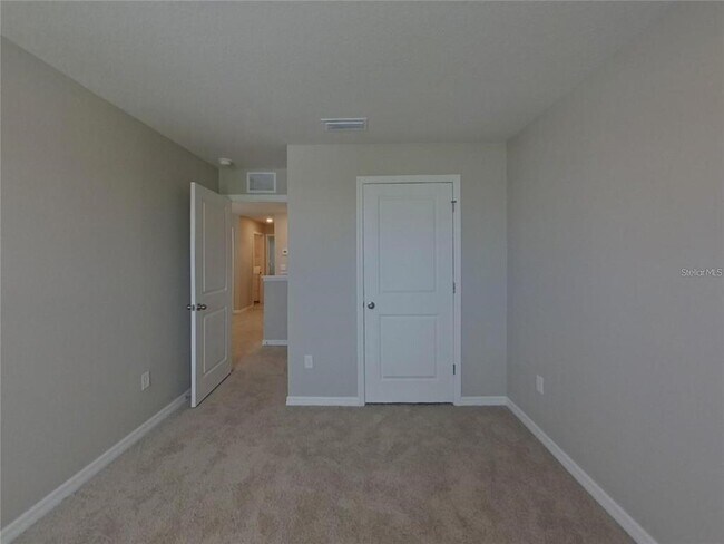 Building Photo - 10733 Hidden Banks Gln