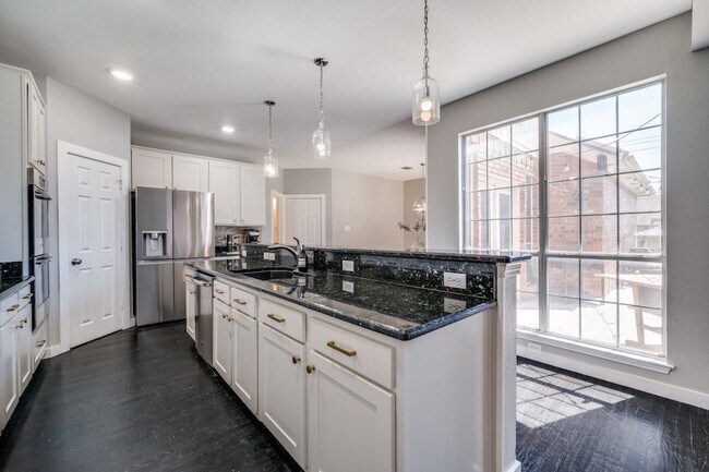 Building Photo - 4308 Boca Raton Dr
