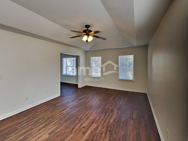 Building Photo - 1606 Harrison Way