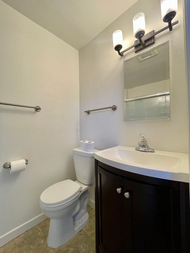 Building Photo - Clairemont-San Diego 3BR with Pool