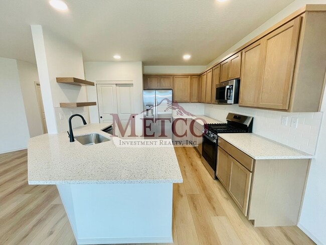 Building Photo - Be the First to live in this Beautiful New Home!!