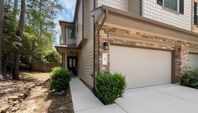 Building Photo - 3 Fairlee Ct