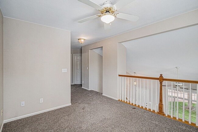 Building Photo - Charming 2-Bedroom Home in Highlands Ranch...
