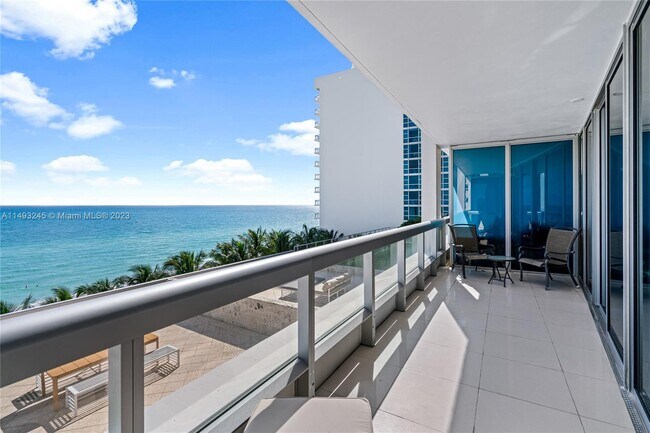 Building Photo - 6899 Collins Ave