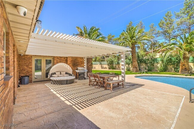 Building Photo - 3480 W Mesa Verde Ln