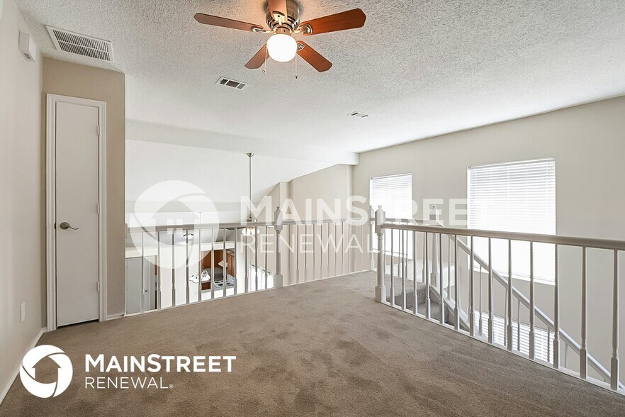 Building Photo - 711 Meadowcreek Ct