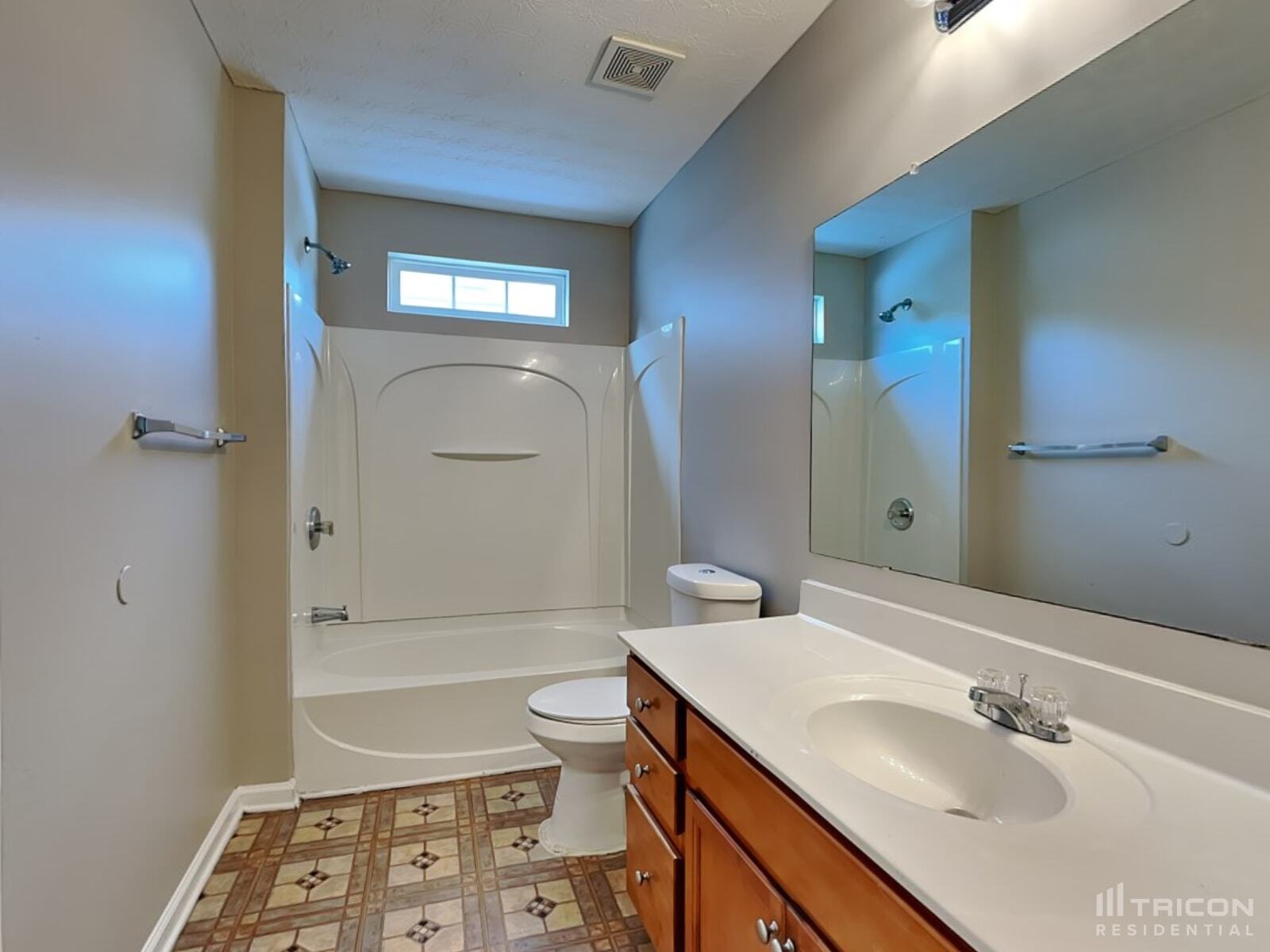 Building Photo - 298 Arrowhead Dr