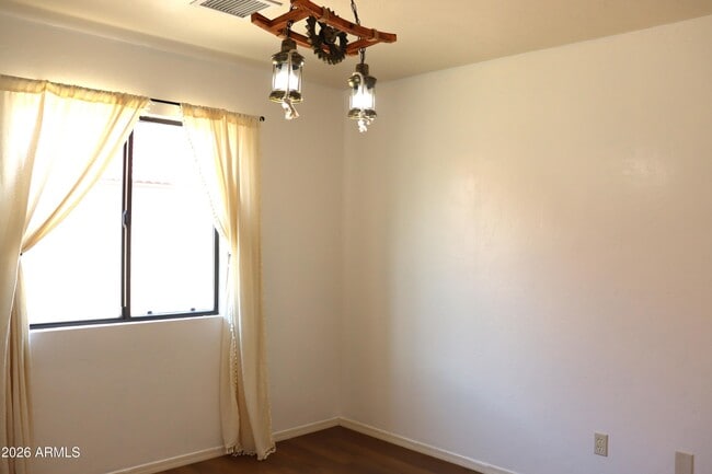 Building Photo - 5379 Almosa St